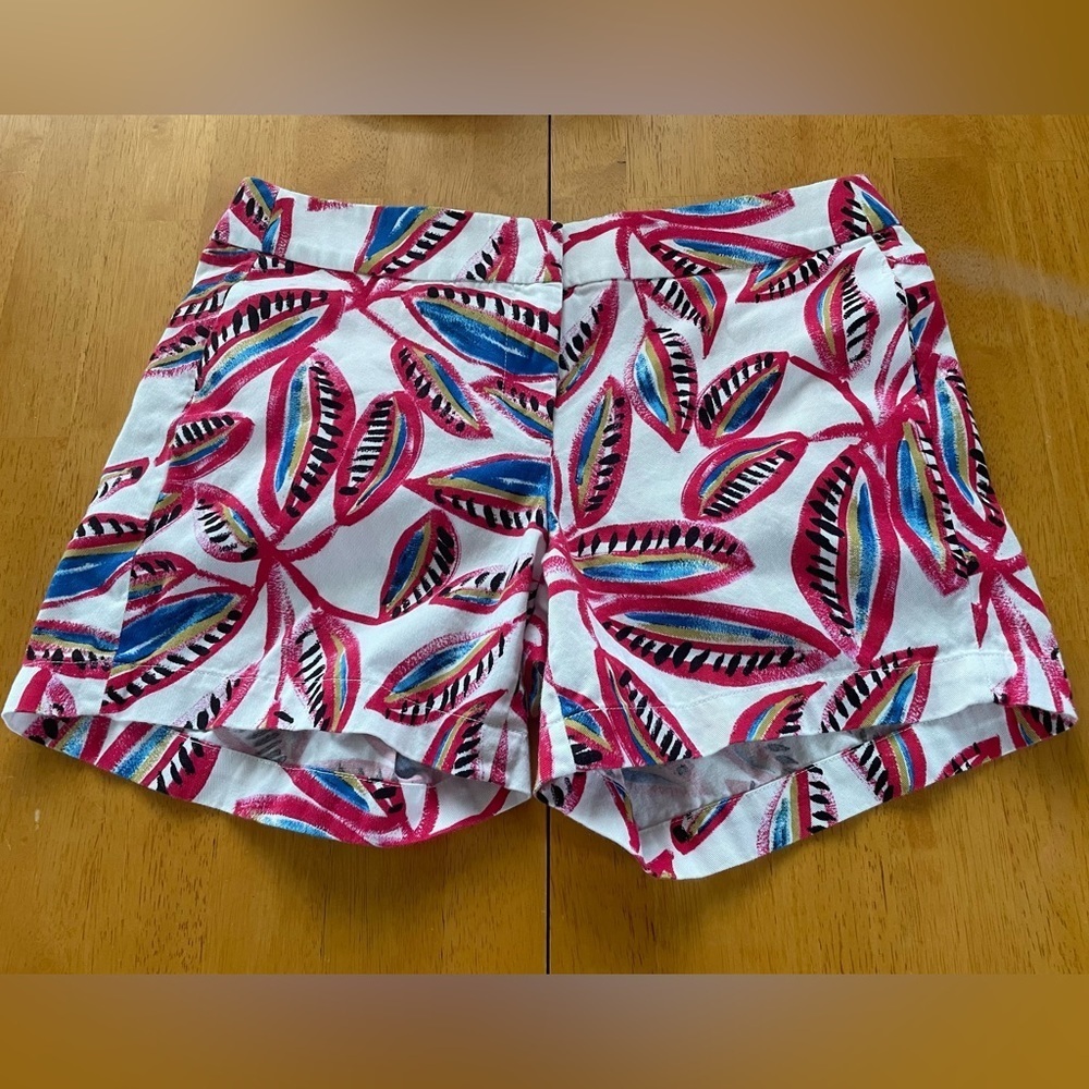COPY - J crew floral/leaf print size 6 cotton shorts​​​